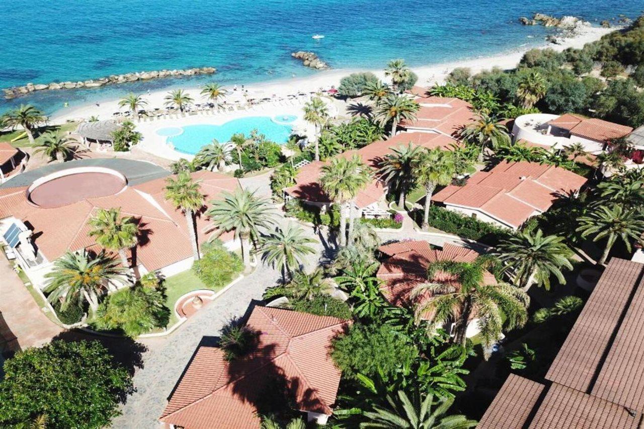 Hotel Villaggio Cala Di Volpe Капо Ватикано Екстериор снимка