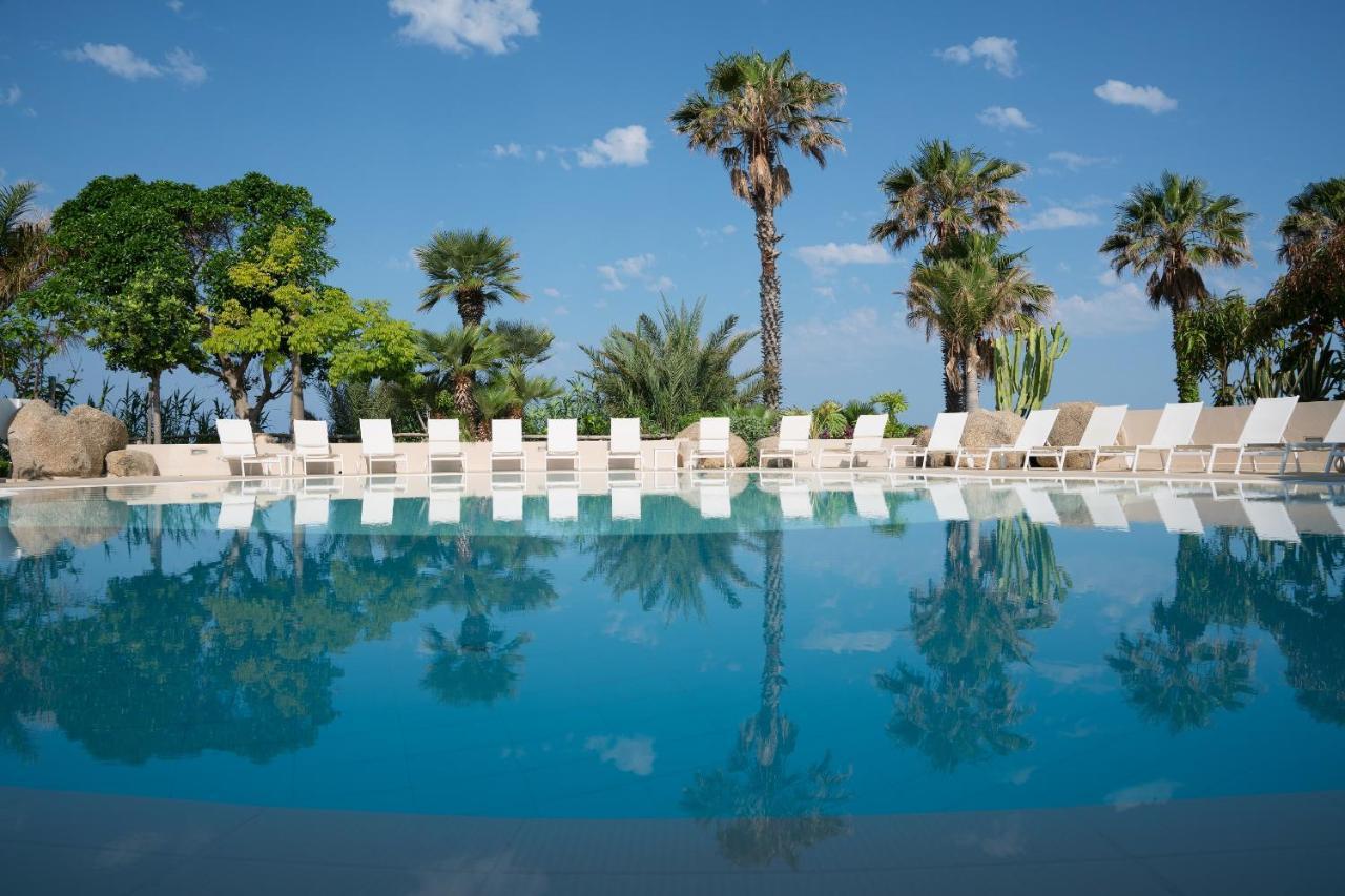 Hotel Villaggio Cala Di Volpe Капо Ватикано Екстериор снимка